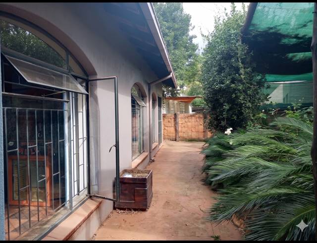 3 BEDROOM HOUSE FOR SALE IN HENLEY ON KLIP